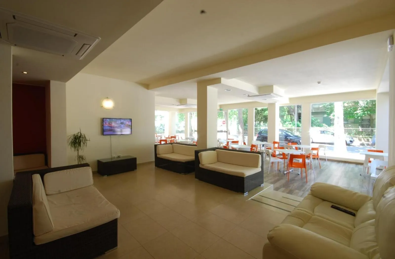 Union Park Hotel